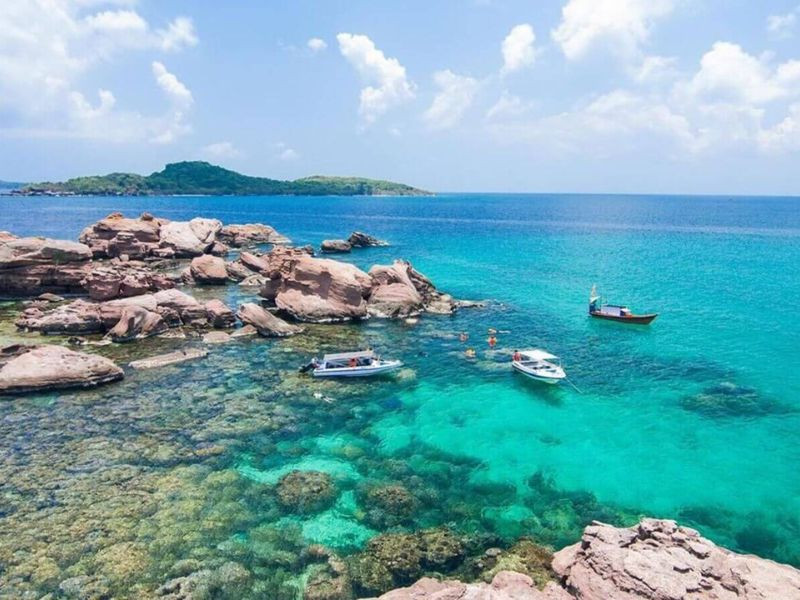 TOUR NINH CHỮ – VĨNH HY – CAM RANH - XE VIP LIMOUSINE 3 NGÀY 2 ĐÊM