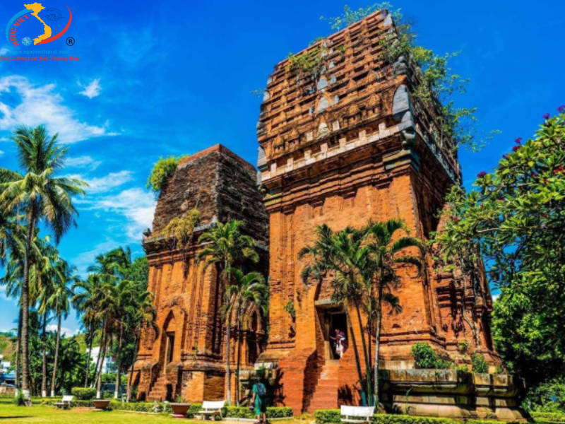 TOUR QUY NHƠN - PHÚ YÊN - TỐI THỨ 5 HÀNG TUẦN - XE VIP LIMOUSINE - 3 NGÀY 3 ĐÊM